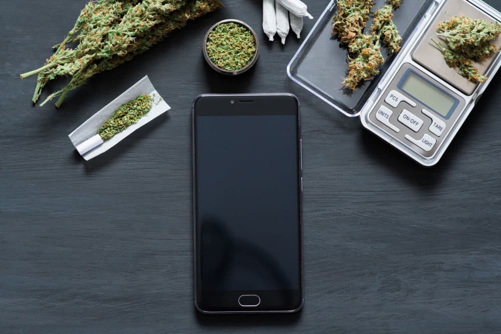 Top 5 Reasons is Better to Buy cannabis Online | MMJ Express Canada