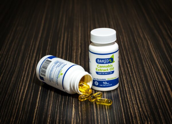 Baked Edibles – CBD Extract In MCT Oil Capsules 10mg or 20mg | MMJ Express Canada