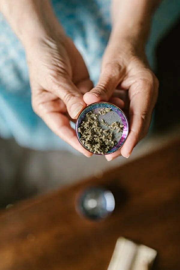 Buy cannabis Online Nunavut | MMJ Express Canada | MMJ Express Canada